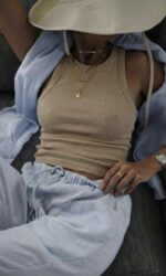 Женская Базовая Бежевая Вареная Майка в Рубчик