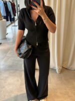 Женский Трикотажный Черный Костюм с Короткими Рукавами на Молнии (Кофта + Штаны)