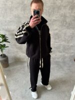 Мужской Свободный Черный Спортивный Костюм на Молнии с Двумя Полосками по Бокам (Зипка + Штаны)