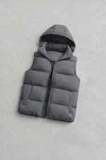 Мужская Серая Жилетка с Капюшоном - Базовая Стеганая Безрукавка на Молнии