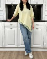 Женская Асимметричная Удлиненная Желтая Футболка Оверсайз с Кружевом по Краям