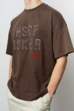 Мужская Хлопковая Коричневая Футболка Оверсайз с Нашитой Надписью