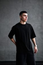 Мужская Черная Футболка Оверсайз Хлопок с Принтом “The Scariest” на Спине