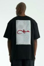 Мужская Хлопковая Черная Футболка Оверсайз с Вышитой Арабской Надписью