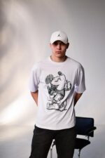 Мужская Белая Футболка Оверсайз Хлопок с Принтом Микки Маус