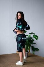 Женский Свободный Черный Летний Костюм Футболка Шорты в Принт