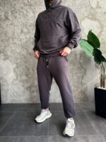 Мужской Базовый Графитовый Спортивный Костюм Трехнитка Свободного Кроя с Вышивкой