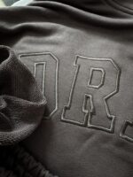 Мужской Базовый Графитовый Спортивный Костюм Трехнитка Свободного Кроя с Вышивкой