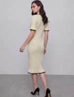 Женское Трикотажное Желтое Платье Поло Миди с Окантовкой