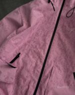 Мужская Розовая Ветровка на Молнии с Гидрофобным Принтом