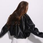 Женская Укороченная Черная Кожаная Куртка Свободного Кроя