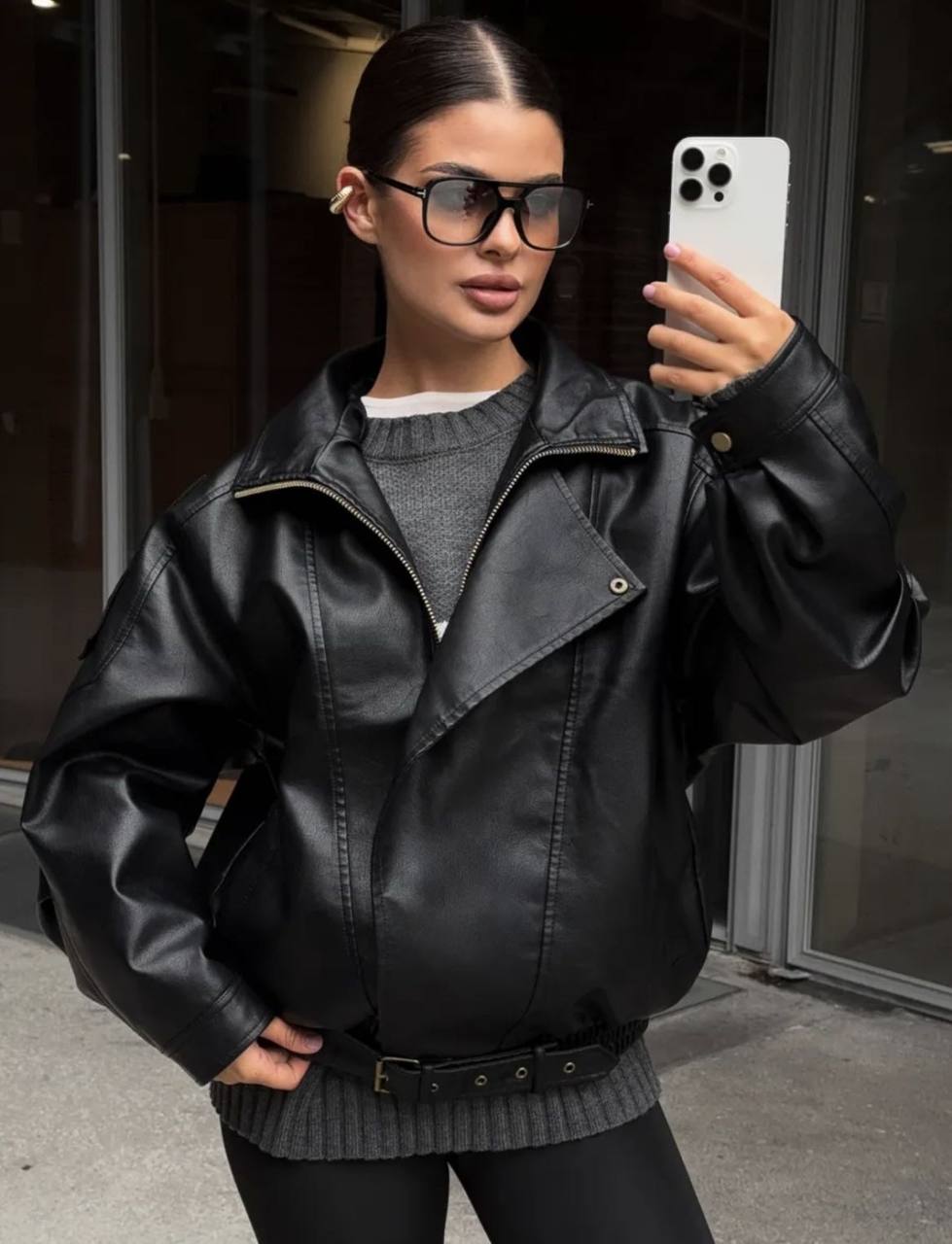 photo_2026-04-11_11-33-40 Женская Объемная Черная Кожаная Куртка - Оверсайз Бомбер