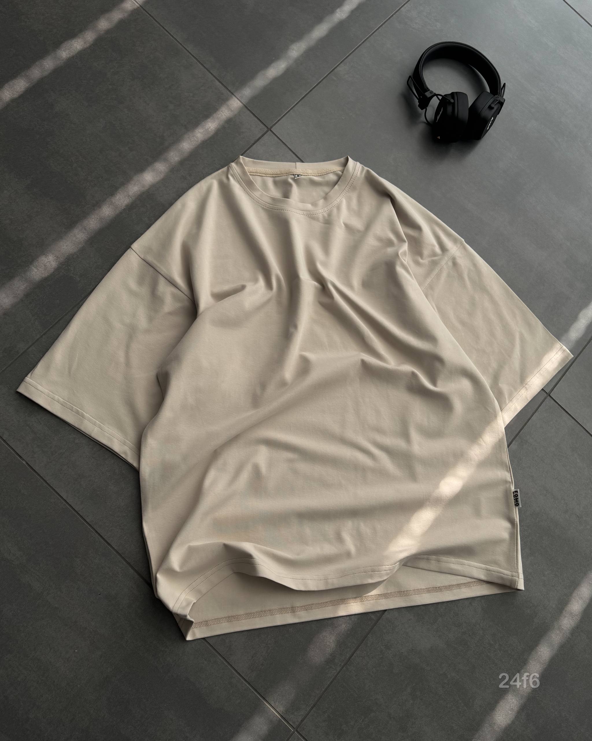 photo_2026-04-12_08-52-25 Мужская Базовая Футболка Оверсайз Бежевого Цвета