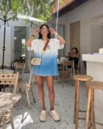 Женская Объемная Белая Голубая Футболка Оверсайз Градиент с Принтом Микки Маус