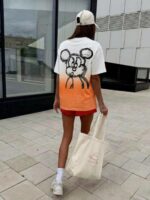 Женская Объемная Белая Оранжевая Футболка Оверсайз Градиент с Принтом Микки Маус