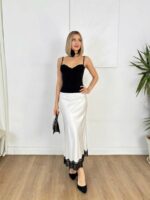 Женская Длинная Шелковая Белая Юбка с Кружевом