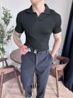 Мужская Базовая Черная Футболка Поло Приталенного Кроя в Широкий Рубчик