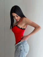 Женское Базовое Красное Боди на Бретелях с Кружевом