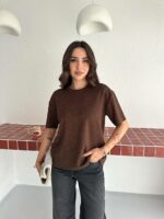 Женская Коричневая Футболка Свободного Кроя со Стразами