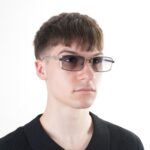 Мужские Узкие Прямоугольные Серые Солнцезащитные Очки с Металлической Серебристой Оправой