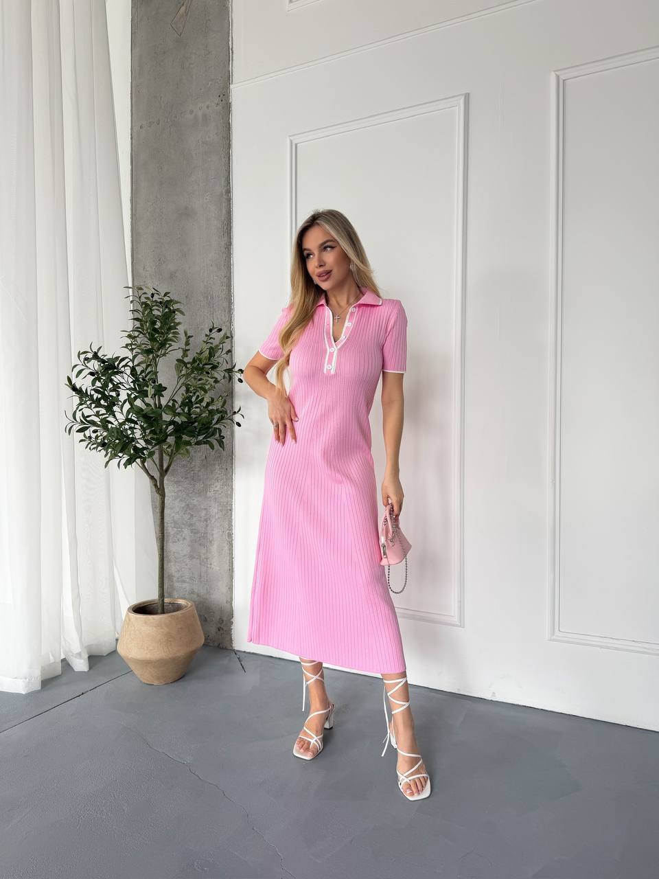 photo_2026-05-22_11-57-20 Женское Длинное Розовое Платье Поло с Воротником Коротким Рукавом и Окантовкой