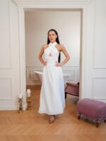 Женское Длинное Белое Платье с Завязкой на Шее и Открытой Спиной