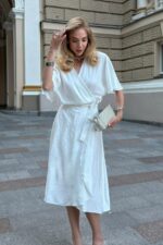 Женское Льняное Белое Платье Талия на Запах с Поясом