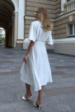 Женское Льняное Белое Платье Талия на Запах с Поясом