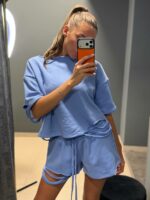 Женский Летний Рваный Голубой Костюм Свободного Кроя (Футболка + Шорты)