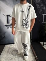 Мужской Белый Костюм Объемный Оверсайз с Принтом Скорпион (Футболка + Штаны)