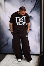 Мужской Коричневый Костюм Объемный Оверсайз с Принтом "DRAPP" (Футболка + Штаны)