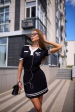 Женский Трикотажный Черный Костюм с Окантовкой - Футболка Поло + Юбка Плиссе Мини