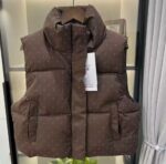 Женская Коричневая Жилетка Безрукавка со Стразами и Высоким Горлом