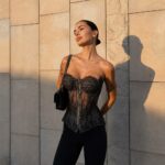 Женский Кружевной Черный Корсет с Шнуровкой на Спине