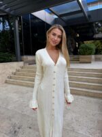 Женское Молочное Платье Миди - Трикотажное на Пуговицах с Рукавами Клеш